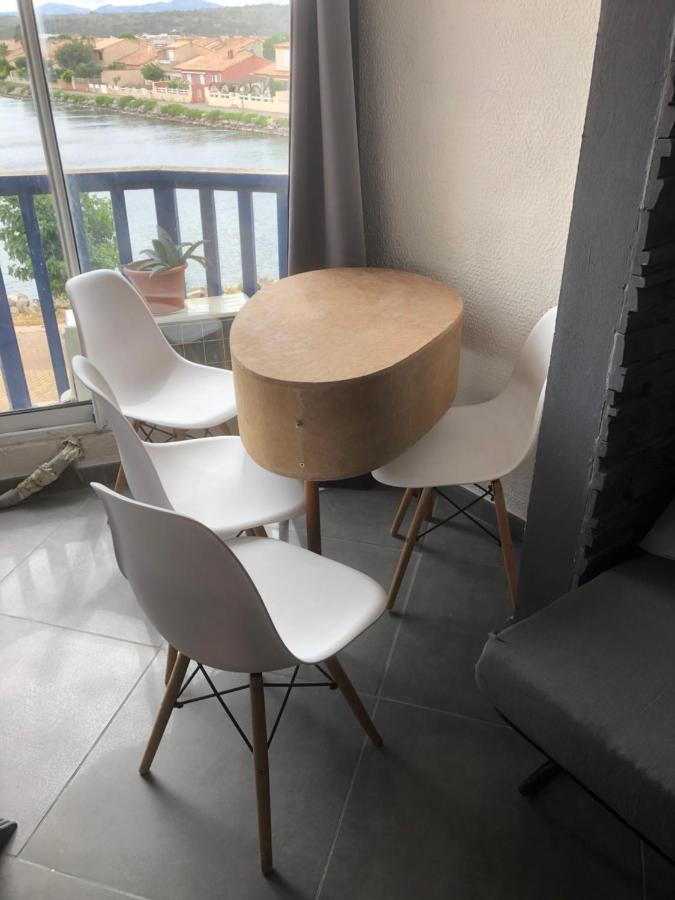 Super beau studio Port-la-Nouvelle Extérieur photo